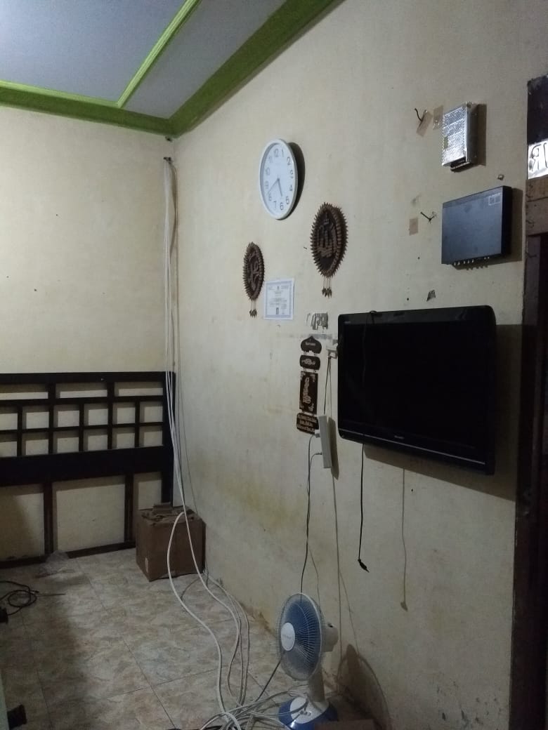 KONTRAKAN ROSALIA MERAK (OKTOBER 2018)